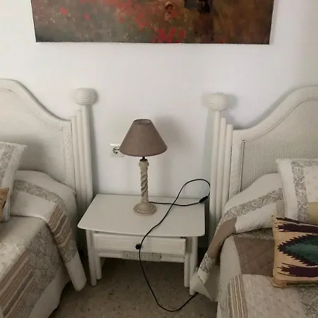 Tuhillo 8 Nerja