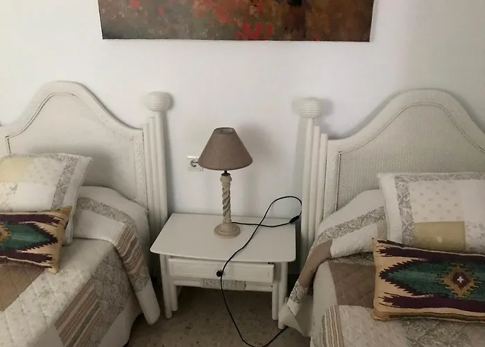 Tuhillo 8 Nerja